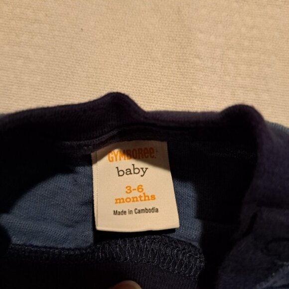 Gymboree boys size 3-6 months shark romper 2018 - Picture 3 of 4